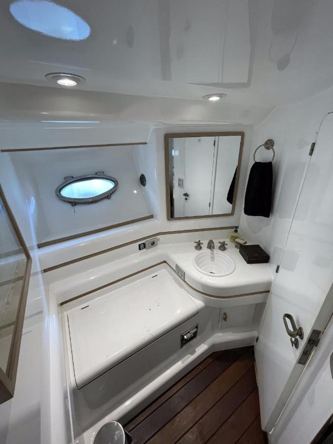 Hotel Yacht Sotavento Sant Adria de Besos Kültér fotó