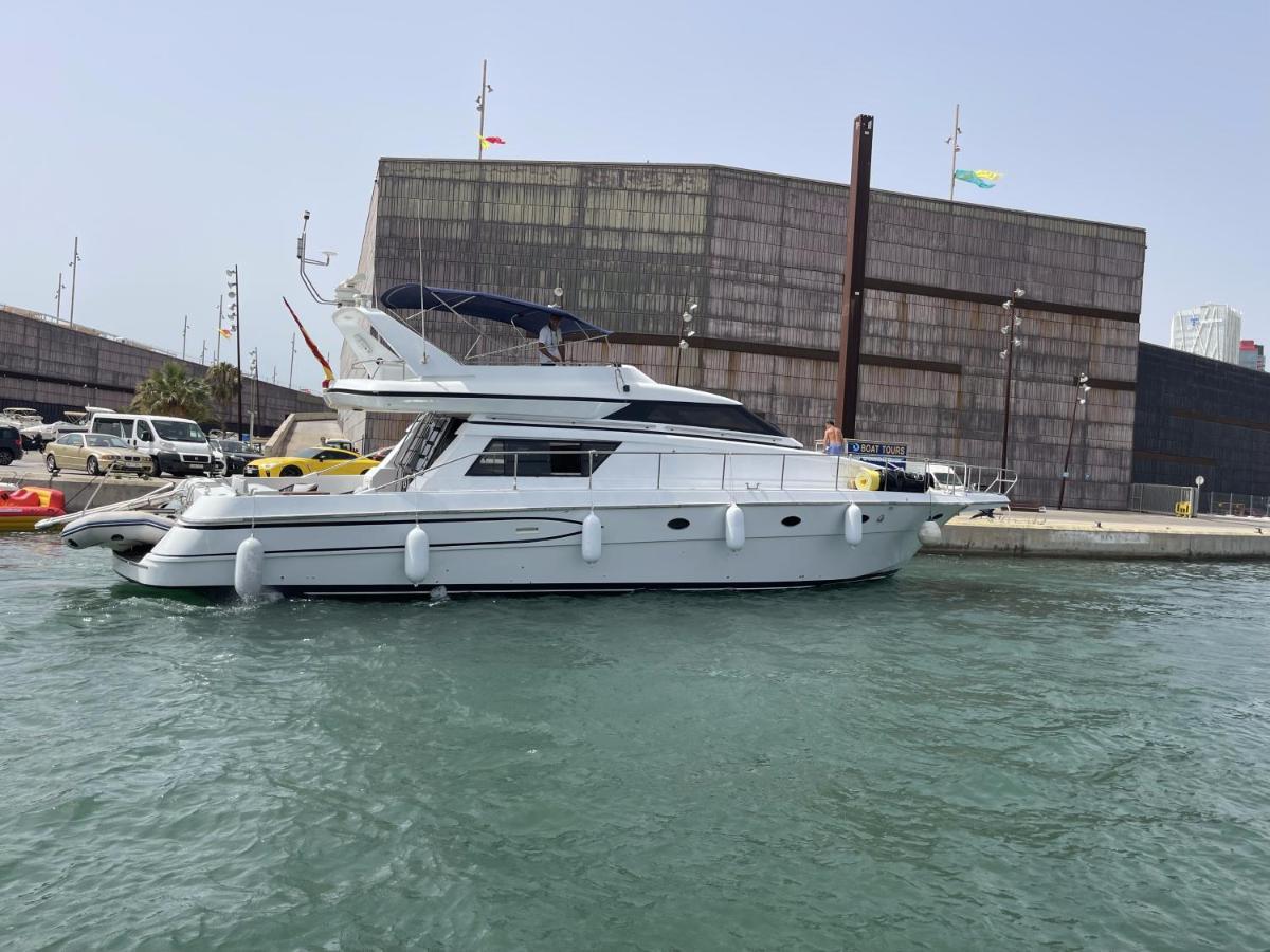 Hotel Yacht Sotavento Sant Adria de Besos Kültér fotó