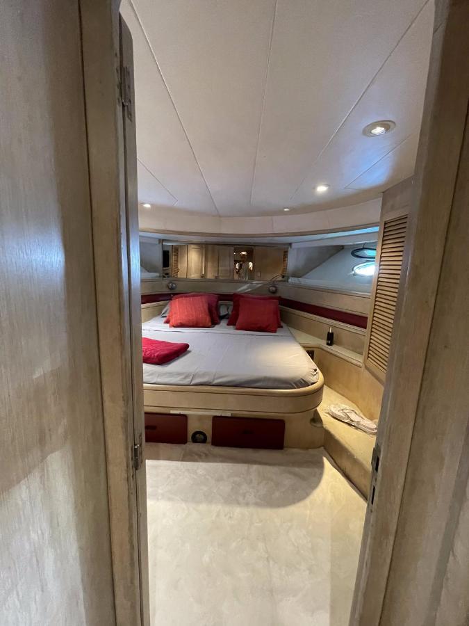 Hotel Yacht Sotavento Sant Adria de Besos Kültér fotó