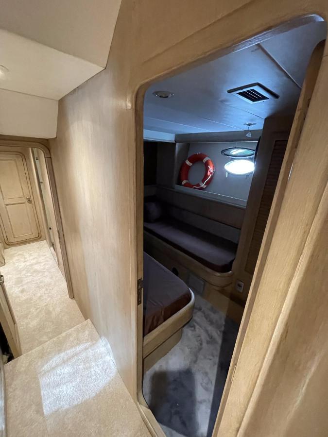 Hotel Yacht Sotavento Sant Adria de Besos Kültér fotó
